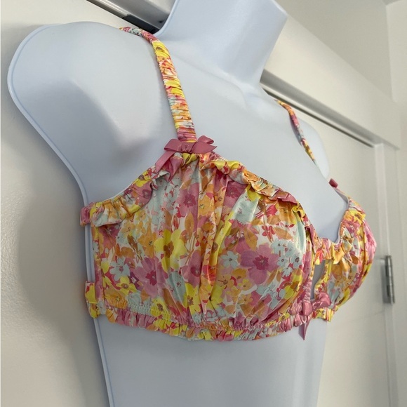 NWT For Love & Lemons/ Spring-Summer 2022 Collection/60’s inspired bra/Size US S - Picture 5 of 12
